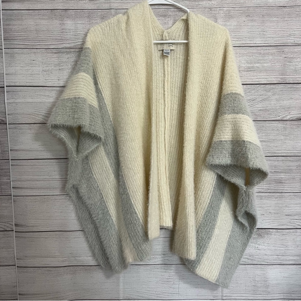 Anthropologie Womens  Cream and Grey Cardigan - One Size